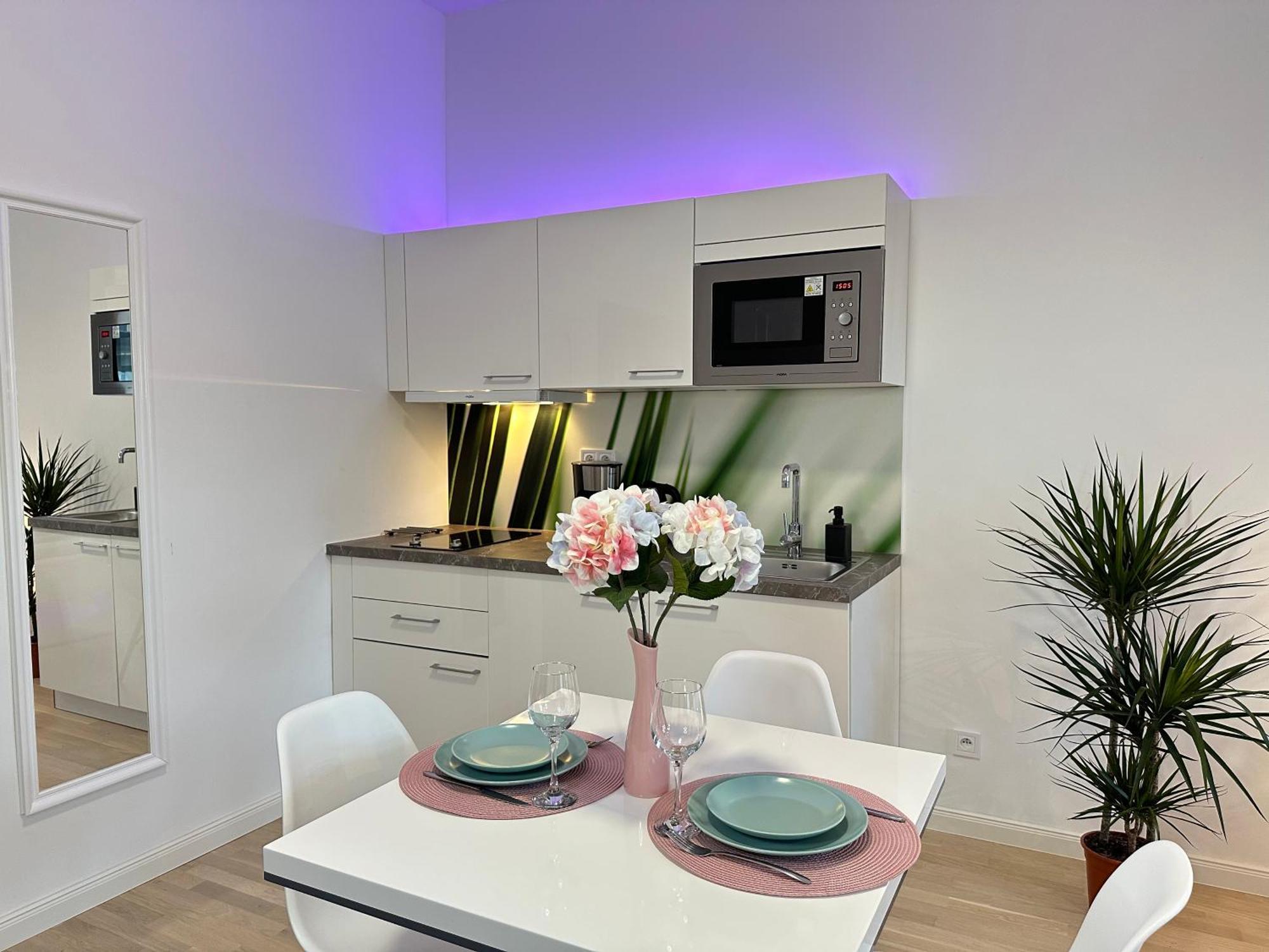 Romantic Apartment In The Center Of Прага Экстерьер фото